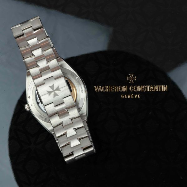 Vacheron Constantin Overseas 4300V/120G-B945